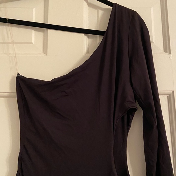 Meshki Hot Fix Crepe One Shoulder Maxi Dress - Picture 2 of 4